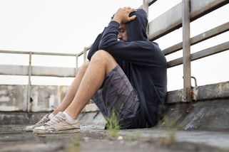Deprese a psychické přepětí ženou tisíce Čechů na neschopenku. A přibývá jich - Novinky